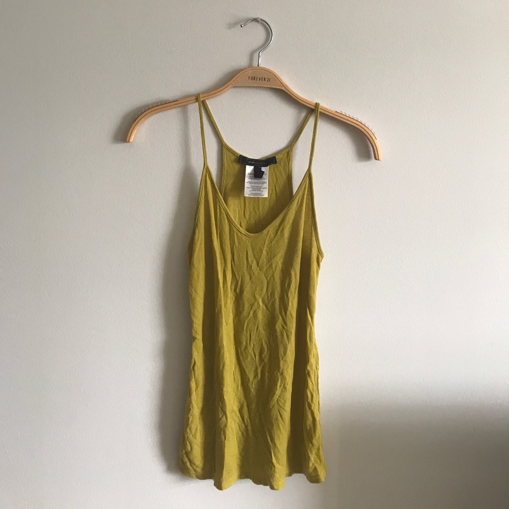 BCBG MUSTARD GREEN TOP